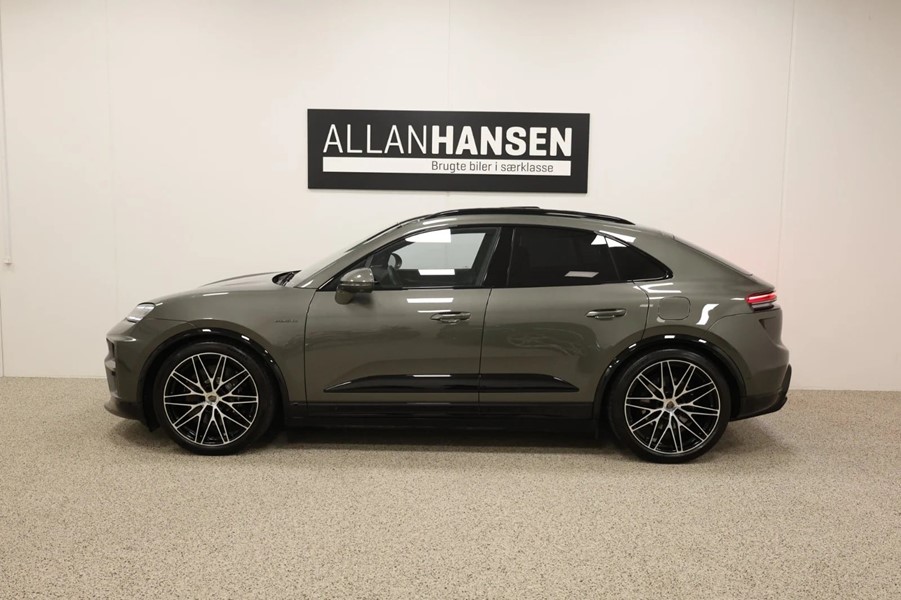 Macan leasing_1.jpg
