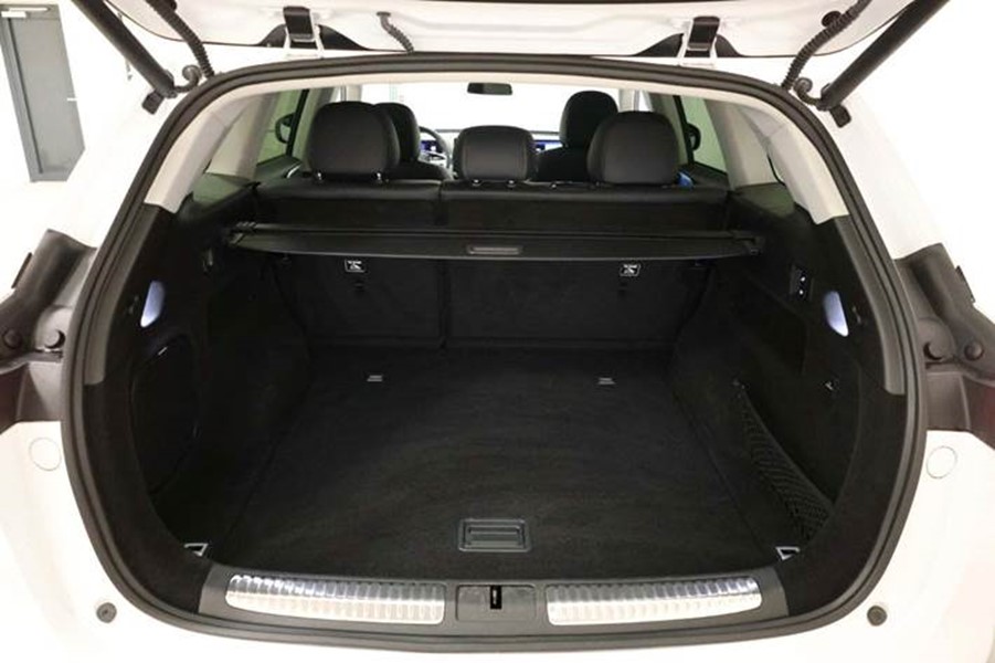 XPENG G9 bagagerum.jpg