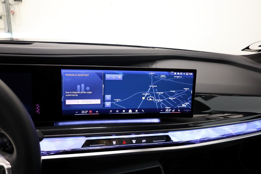 bmw-i7-xdrive60-sort-infotainment-navigation.jpeg