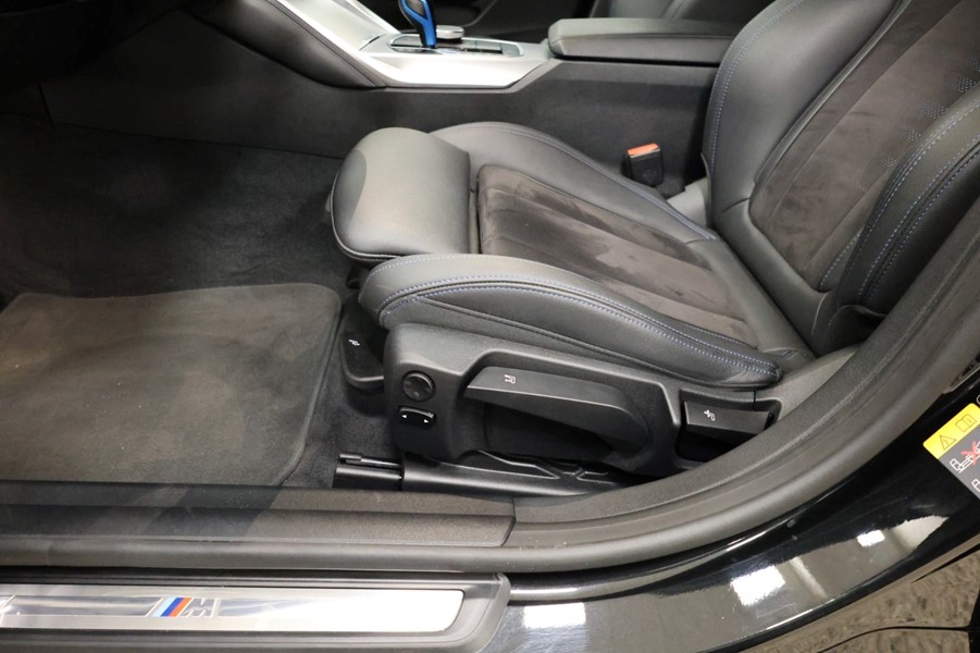 bmw-i4-m50-msport-xdrive-sort-saedeindstilling.jpeg